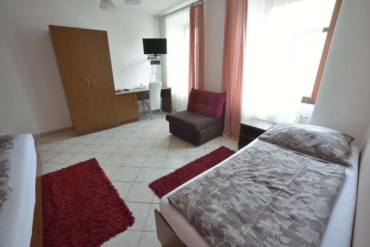 Penzion Best Moravská Třebová Bagian luar foto