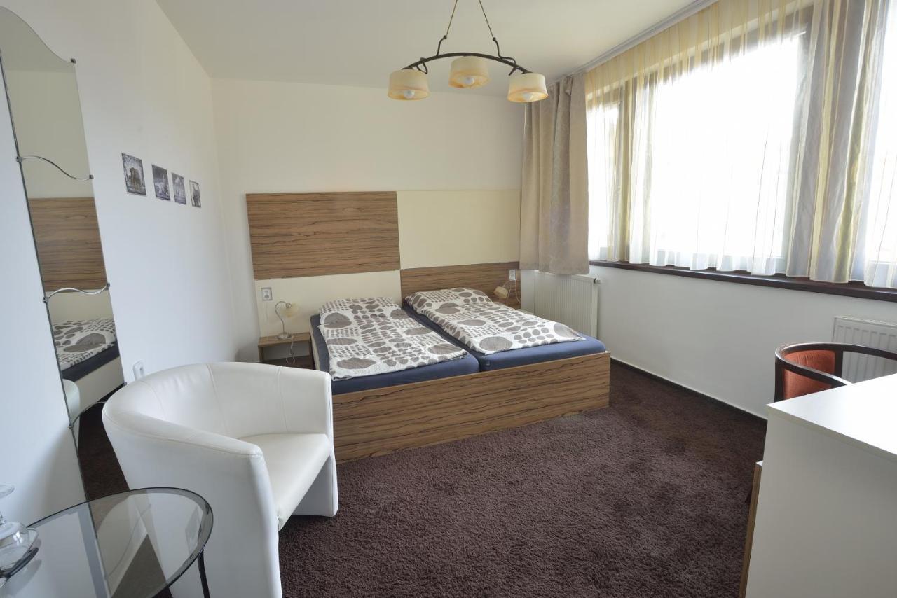Penzion Best Moravská Třebová Bagian luar foto